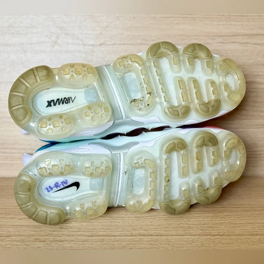 Nike Air Vapormax Plus Lava Glow